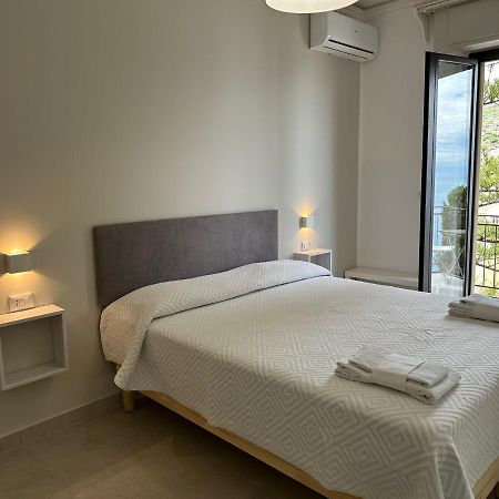 Mira Taormina Rooms ภายนอก รูปภาพ