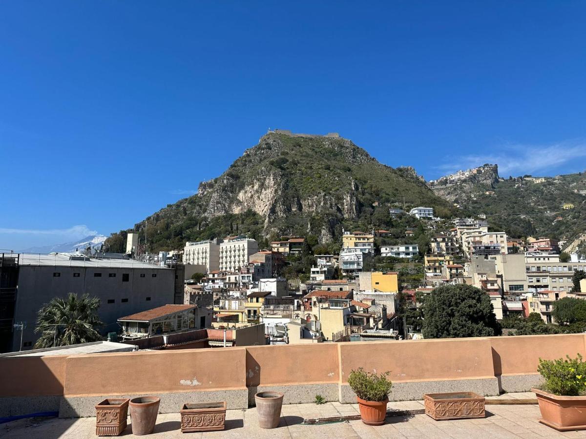Mira Taormina Rooms ภายนอก รูปภาพ
