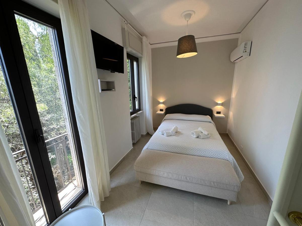Mira Taormina Rooms ภายนอก รูปภาพ