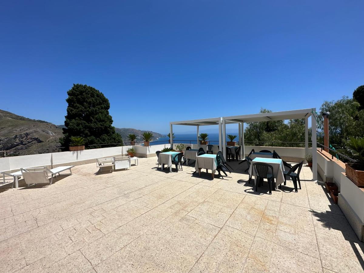 Mira Taormina Rooms ภายนอก รูปภาพ